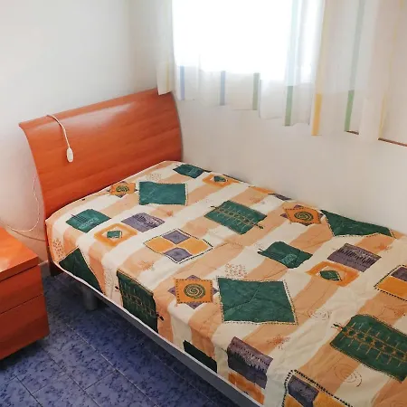 Michelangelo-1 By Interhome * 比比翁